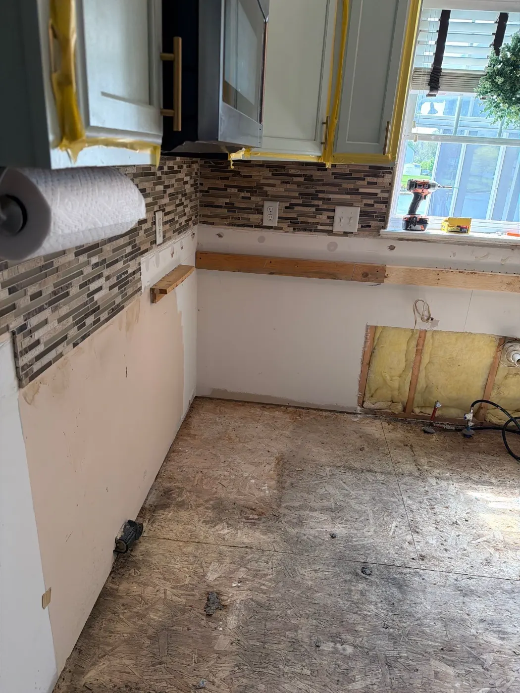 Containment setup for mold remediation in Sycamore Park home