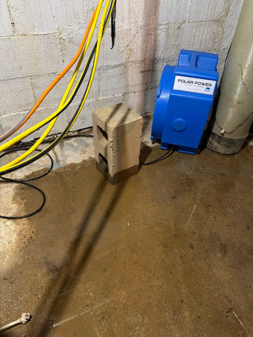 Basement water extraction in Sycamore Park Indiana home